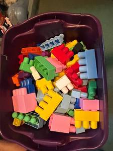 lot 182 image: Large Collection of Multi-Color Building Blocks in Storage Bin