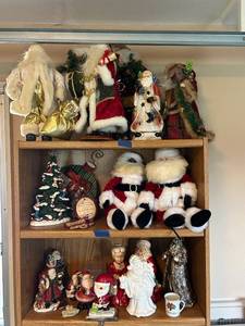 lot 200 image: Collection of Santa Claus Figurines and Christmas Decorations
