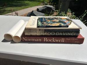 lot 204 image: Collection of Art Books including Renoir, Leonardo Da Vinci, Norman Rockwell with Print