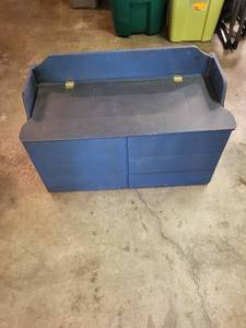 lot 11 image: Rustic Blue Wooden Storage Chest with Hinges
