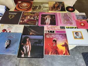 lot 78 image: Collection of Vintage Vinyl Records and Singles