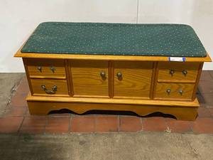 lot 34E image: Versatile Wooden Storage Bench with Cushion
