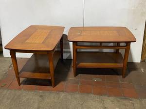 lot 43E image: Lane No 1925 Vintage Mid-Century Modern End Table Set Inlay Design