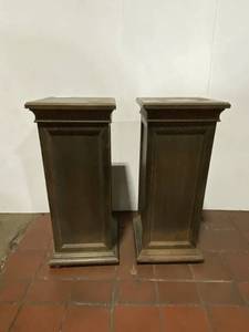 lot 48E image: Elegant Pair of Vintage Wooden Display Pedestal Stands