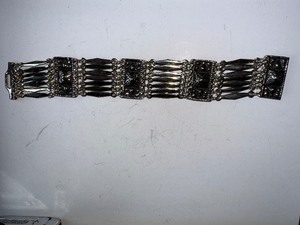 lot 24J image: Antique Taxaco Mexico 925 Silver Statement Bracelet