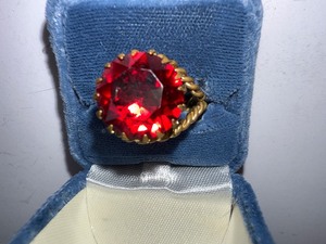lot 26J image: Vintage Gold Tone Ring with Large Red Faceted Glass Stone