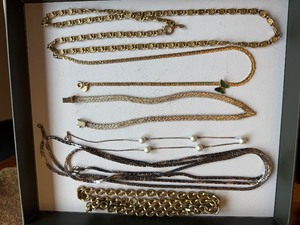 lot 29J image: Collection of Vintage Necklaces and Chains with Avon, Les Bernard, and Marvella Markings