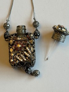 lot 4J image: Bohemian Glass Perfume Bottle Necklace with Filigree and Rhinestones from the Czech Republic