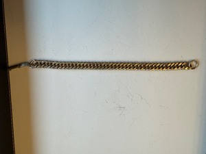 lot 8J image: Vintage Gold Tone Metal Chain Bracelet 26.4g
