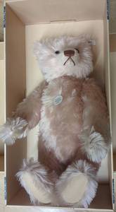 lot 49N image: Steiff Teddy Bear 1927 Ros 48 Limited Edition
