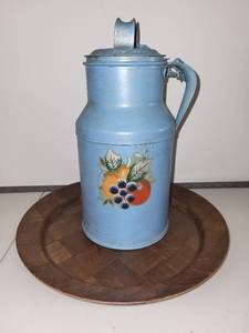lot 60 image: Vintage Blue Painted 1-Gallon Milk Can and Wooden Serving Platter