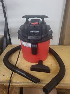 lot 3L image: Craftsman WetDry Vacuum Cleaner with Attachments