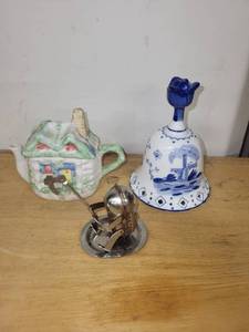 lot 16L image: Set of 3 Collectible Vintage Items Cottage Teapot, Delft Bell, and Knight Tea Infuser