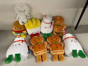 lot 21B image: Hallmark Plush Toy Lot Lion, Gingerbread & More