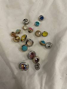 lot 14 image: Set of 18 Assorted Jewel Toned Snap Charms for Bracelets