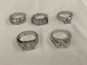 lot 62 image: Set of 5 Silver Rings with Cubic Zirconia Accents