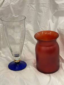 lot 63 image: Set of 2 Decorative Vases - Frosted Glass & Clear Glass on Blue Base