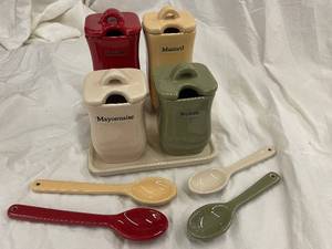 lot 77 image: Set of 4 Ceramic Condiment Jars with Spoons and Tray