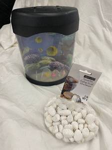 lot 99 image: Aquarium Starter Set with Decorative Fillers