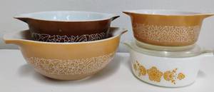 lot 164 image: Cinderella Mixing Bowl 2 12 quart Pyrex Woodland Pattern 4 PC Lot Pyrex