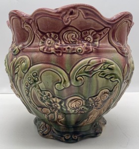 lot 92 image: Weller Pottery Majolica Jardiniere Weller Pottery Company Art Nouveau Pink Green Glaze