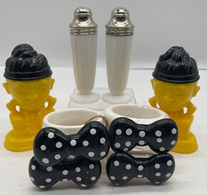 lot 175 image: Vintage 1950s 60s Black & Yellow Plastic Humpty Dumpty SALT & PEPPER SHAKERS