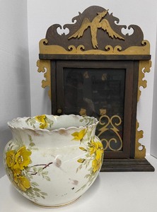 lot 179 image: Vintage Clock Case and Floral Planter