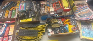 lot 100 image: Large Lot Vintage Model Train Parts Accessories TYCO HO Train Cars Scale Electric Power Pack Model and Slot Car Tracks