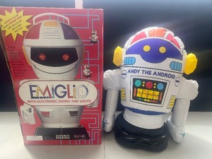 lot 101 image: Vintage Andy the Android by Radio Shack Tandy Corp 1997 and Emiglio BOX ONLY