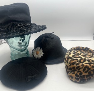 lot 155 image: Lot of Four Vintage Womens Hats