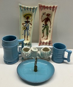 lot 130 image: Vintage Mid-Century (MCM) Decorative Ashtrays California Pottery Possibly Marc Bellaire or Sascha Brastoff 7 PC LOT