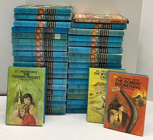 lot 4 image: LOT of Thirty-Nine Vintage Hardy Boys Vintage Book Series