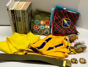 lot 77 image: Vintage Boy Scout Lot Books, Sash with Badges, Neckerchief Slides