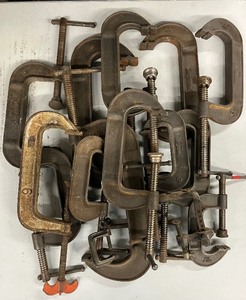 lot 17 image: Fifteen Piece Lot of Vintage C Clamps