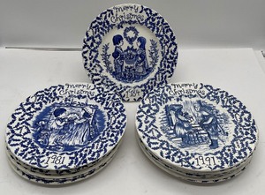 lot 131 image: Lot of Royal Crownford Christmas Plates Lot of 13