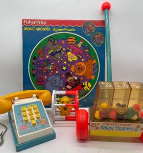lot 177 image: Fisher Price Toys and Puzzle Vintage 1960-70s