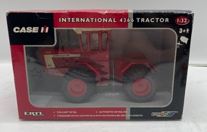 lot 45 image: Ertl Case International 4366 Tractor with Original Box 132