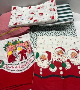 lot 68 image: Vintage Christmas Tablecloth and Fabric