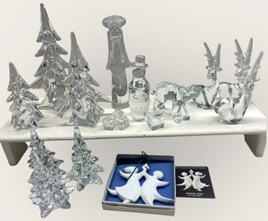 lot 142 image: Lead Crystal Christmas Ornaments and Haviland Limoges Ornament