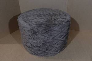 lot 113 image: Plush Ottoman - 19x13