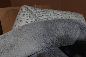 lot 118 image: Plush Gray Area Rug - 9x6