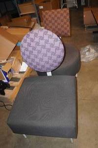 lot 1I image: Andreu World Lobby Chairs