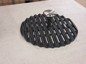 lot 851 image: 9 Cast Iron Grill Press - Kitchen HQ (in original packaging)