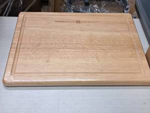 lot 873 image: Miracle Blade Wooden Cutting Board 12x16 (in original packaging)