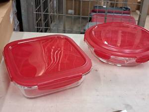 lot 895 image: Lot of (2) Lock n Lock Glass Food Storage Container with Lid