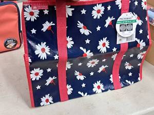 lot 924 image: Lot of (5) Assorted 7.4-Gallon Microban Super Shopper Grocery Bags