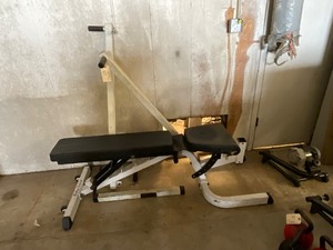lot 67 image: Body-Solid Exercise Equipment