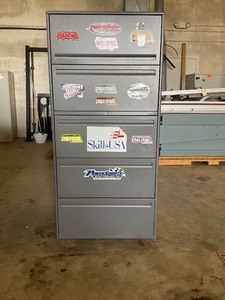 lot 81 image: 5-Drawer File Cabinet