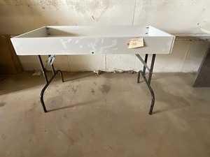 lot 99 image: Box Table