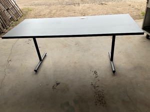 lot 151 image: Table